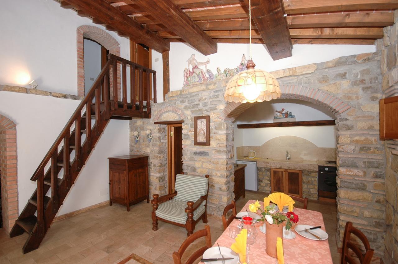 Villa Le Querciolaie Monteverdi Marittimo Εξωτερικό φωτογραφία